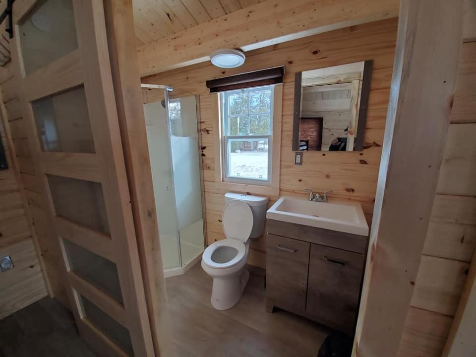 Les Chalets De La Colline Inc ベ・サントカトリーヌ エクステリア 写真