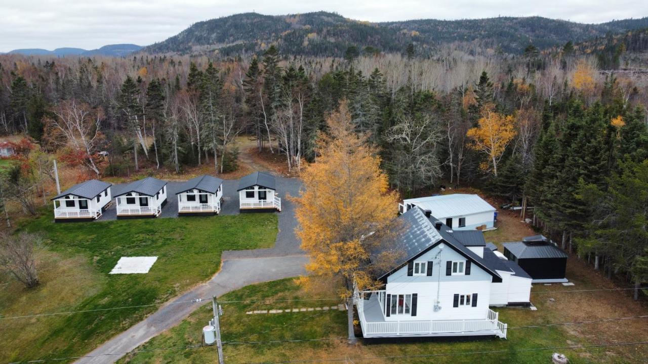 Les Chalets De La Colline Inc ベ・サントカトリーヌ エクステリア 写真